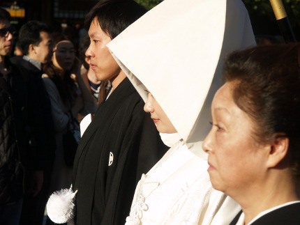 Bride in traditional Japanese wedding kimono